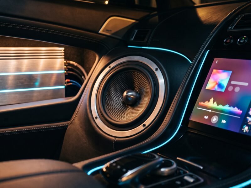Como escolher um bom som automotivo